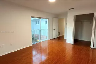 10099 NW 43rd Terrace, Doral, FL 33178 - Photo 11