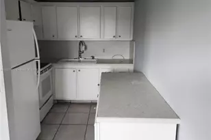 339 Southampton B, West Palm Beach, FL 33417 - Photo 5