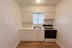 641 NE 86th St, Miami, FL 33138 - Photo 3