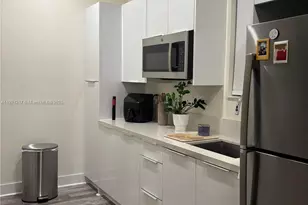 6502 NW 105th Pl, Doral, FL 33178 - Photo 5