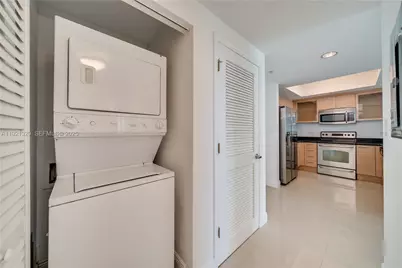 140 S Dixie Hwy #602, Hollywood, FL 33020 - Photo 5