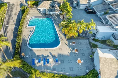429 Poinciana Island Dr #1415, Sunny Isles Beach, FL 33160 - Photo 45