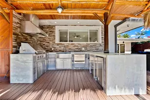 2130 NE 122nd Rd, North Miami, FL 33181 - Photo 63