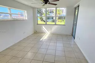 1670 NE 191st St, Miami, FL 33179 - Photo 27