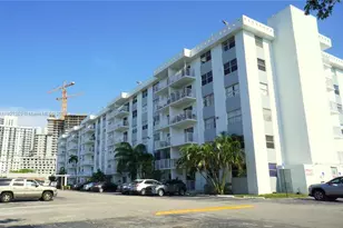 16465 NE 22nd Ave, North Miami Beach, FL 33160 - Photo 1