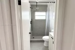 1450 Atlantic Shores Blvd, Hallandale Beach, FL 33009 - Photo 13