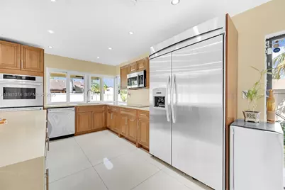 4231 NW 73rd Ave, Lauderhill, FL 33319 - Photo 17