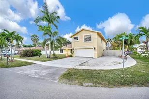 4231 NW 73rd Ave, Lauderhill, FL 33319 - Photo 5