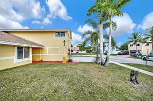 4231 NW 73rd Ave, Lauderhill, FL 33319 - Photo 9