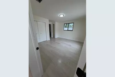 6790 SW 25th Ter, Miami, FL 33155 - Photo 9