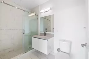 101 Diplomat Pkwy, Hallandale Beach, FL 33009 - Photo 19