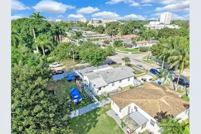 2040 NW 34th St, Miami, FL 33142 - Photo 35