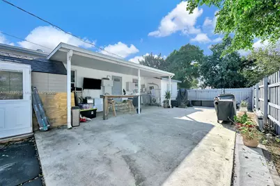 2040 NW 34th St, Miami, FL 33142 - Photo 37