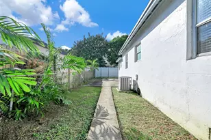 2040 NW 34th St, Miami, FL 33142 - Photo 45