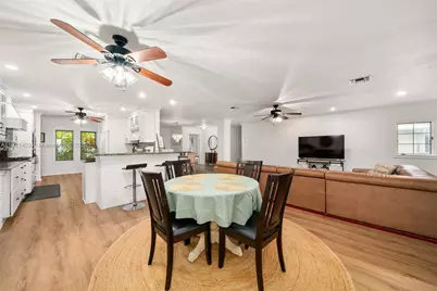 2551 Lakeview Drive, Sebring, FL 33870 - Photo 17