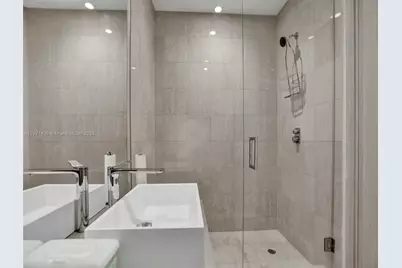 1000 Brickell Plz #PH5103, Miami, FL 33131 - Photo 29