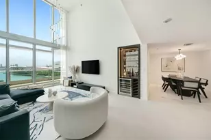 900 Biscayne Blvd, Miami, FL 33132 - Photo 3