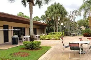 10865 SW 112th Ave, Miami, FL 33176 - Photo 19
