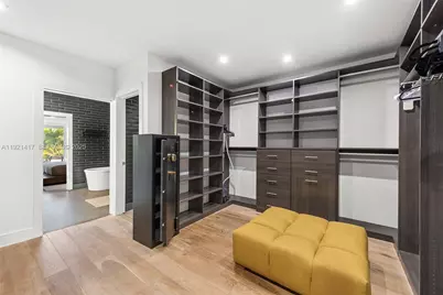 970 S Shore Dr, Miami Beach, FL 33141 - Photo 11