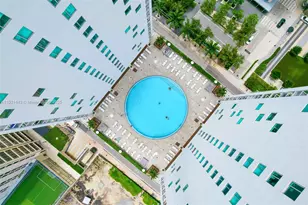 55 SE 6th St, Miami, FL 33131 - Photo 33