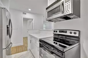 3032 Glenwood Rd, West Palm Beach, FL 33405 - Photo 9