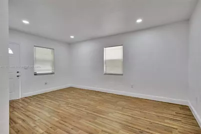 3032 Glenwood Rd, West Palm Beach, FL 33405 - Photo 11