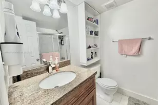 505 S Pine Island Rd, Plantation, FL 33324 - Photo 9