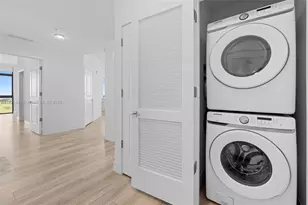 101 Diplomat Pkwy, Hallandale Beach, FL 33009 - Photo 19