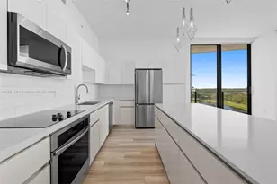 101 Diplomat Pkwy, Hallandale Beach, FL 33009 - Photo 5