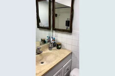 500 Executive Center Dr #1C, West Palm Beach, FL 33401 - Photo 11