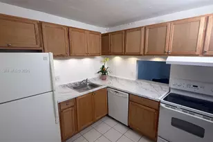 500 Executive Center Dr, West Palm Beach, FL 33401 - Photo 1
