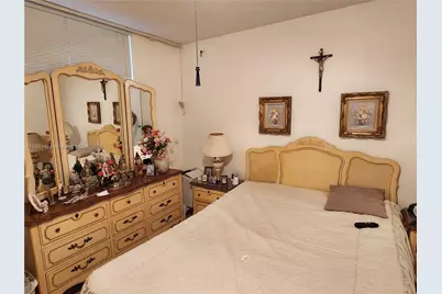 900 Colony Point Cir #107, Pembroke Pines, FL 33026 - Photo 5