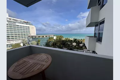 2899 Collins Ave #915, Miami Beach, FL 33140 - Photo 3