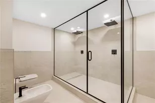 10155 Collins Ave, Bal Harbour, FL 33154 - Photo 35