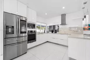 6951 S Miami Lakeway S, Miami Lakes, FL 33014 - Photo 27