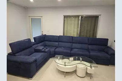 561 NW 190th St, Miami Gardens, FL 33169 - Photo 19