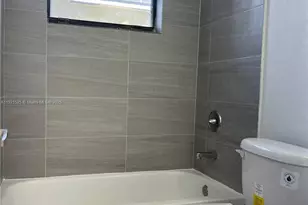 1286 NW 59th St, Miami, FL 33142 - Photo 21