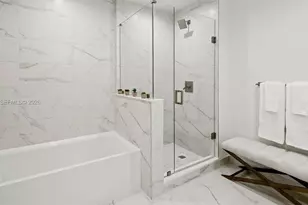 101 Diplomat Pkwy, Hallandale Beach, FL 33009 - Photo 27