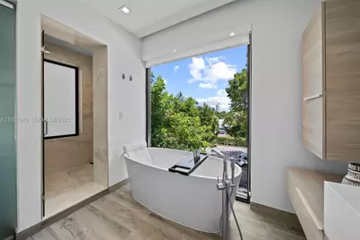 4740 Alton Rd, Miami Beach, FL 33140 - Photo 17