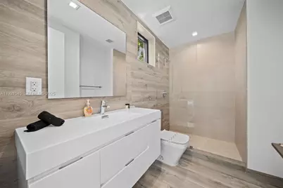 4740 Alton Rd, Miami Beach, FL 33140 - Photo 27