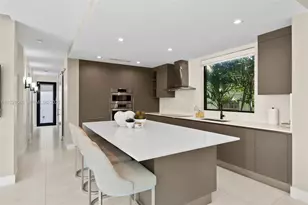 4740 Alton Rd, Miami Beach, FL 33140 - Photo 9