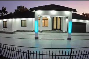 13430 SW 192nd St, Miami, FL 33177 - Photo 33
