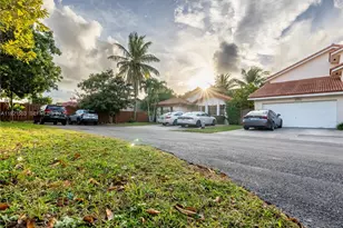 19030 NW 86th Ct, Hialeah, FL 33015 - Photo 43