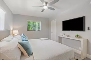 1350 NE 5th Terrace, Fort Lauderdale, FL 33304 - Photo 11