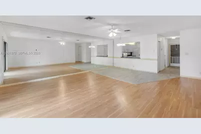 160 SE 7th St #405, Deerfield Beach, FL 33441 - Photo 15