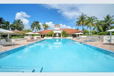 20000 E Country Club Dr #1207, Aventura, FL 33180 - Photo 1