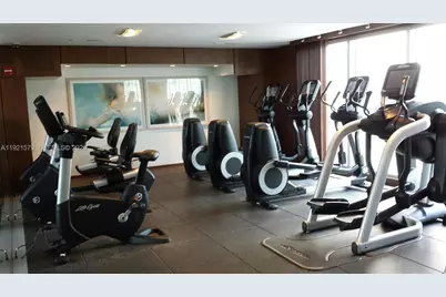 325 S Biscayne Blvd #1420, Miami, FL 33131 - Photo 15