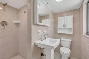 360 Sound Dr, Key Largo, FL 33037 - Photo 17