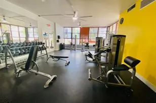 800 Parkview Dr, Hallandale Beach, FL 33009 - Photo 39