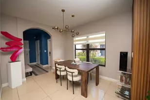 401 NE 194th Ln, Miami, FL 33179 - Photo 7